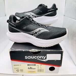 Saucony Kinvara 14 ‘Black/White’ Women’s Running Shoes Size 7W (Wide)
